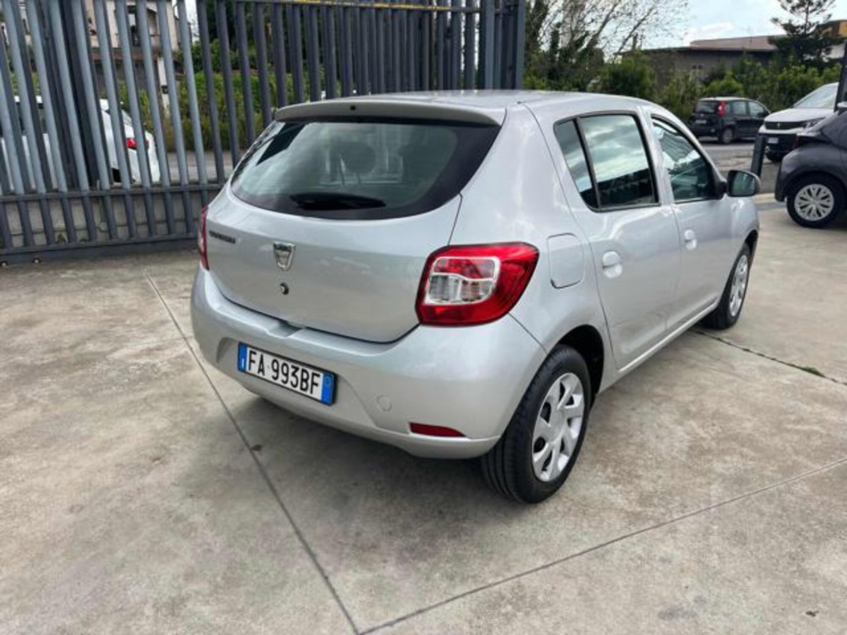 Dacia Sandero 1.2 GPL 75CV Ambiance (6)