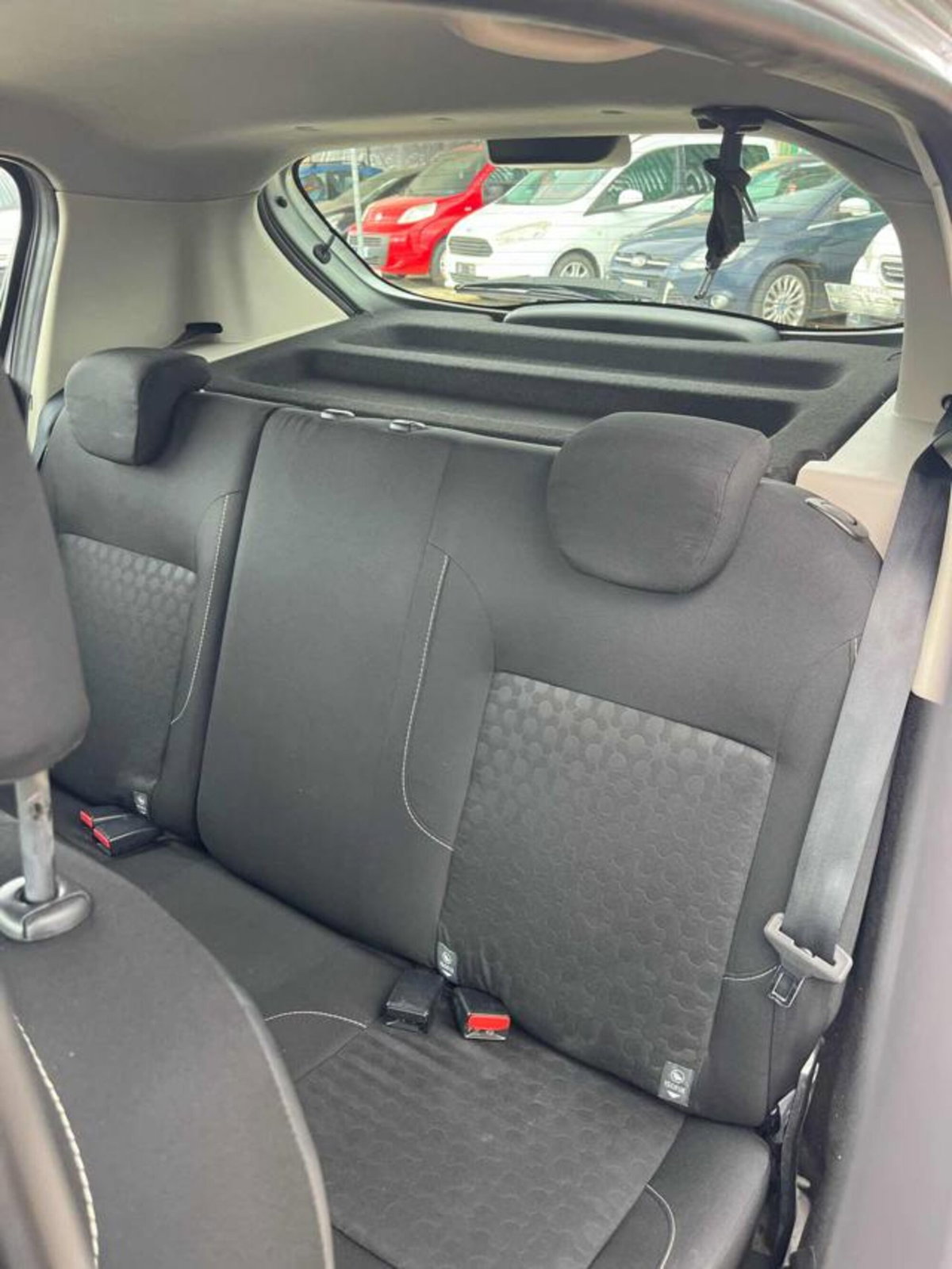 Dacia Sandero 1.2 GPL 75CV Ambiance (9)