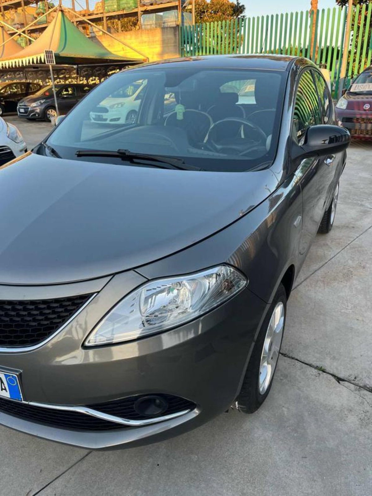 Lancia Ypsilon 0.9 TwinAir 85 CV 5 porte Metano Ecochic Platinum (7)