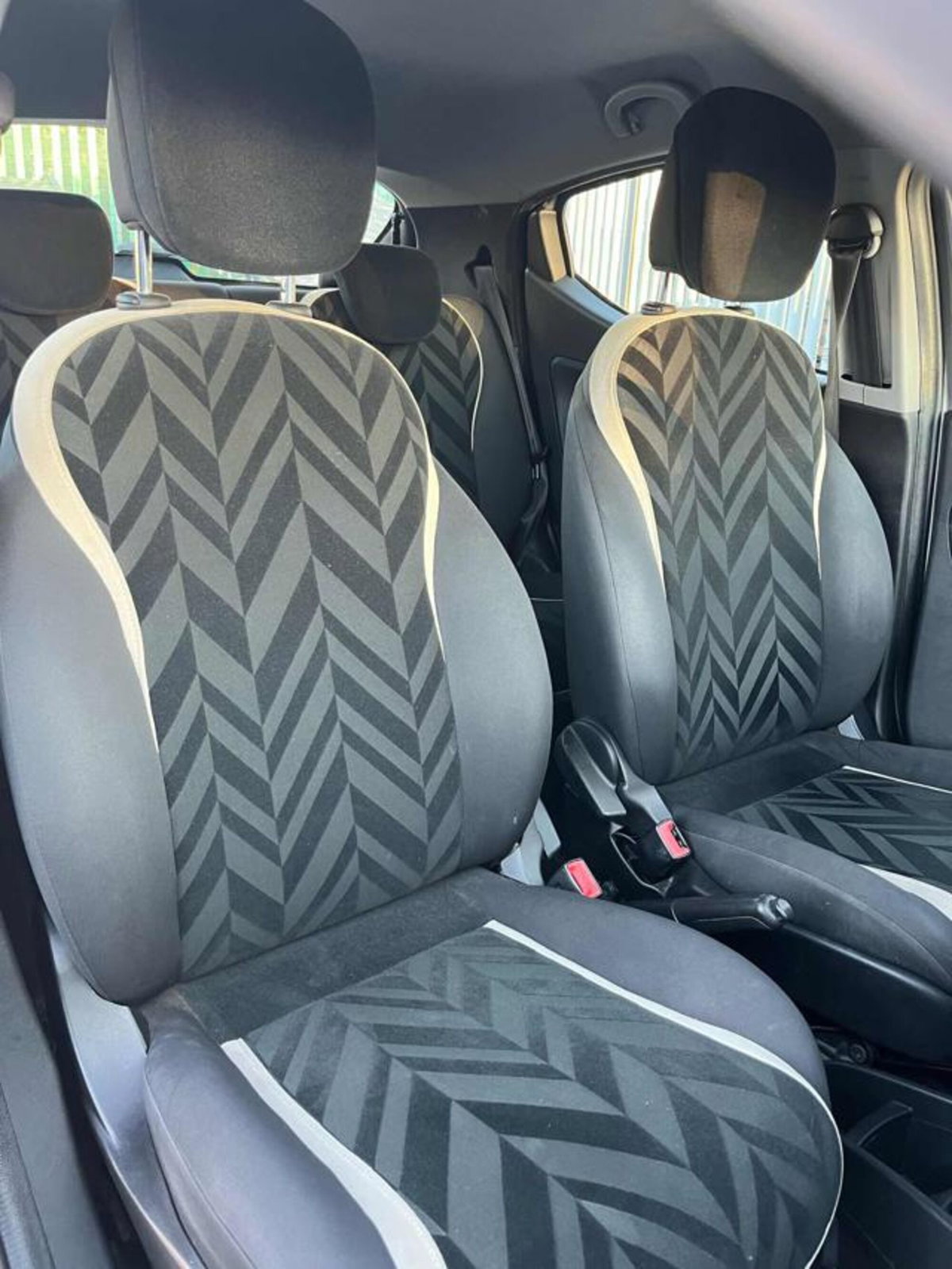 Lancia Ypsilon 0.9 TwinAir 85 CV 5 porte Metano Ecochic Platinum (9)