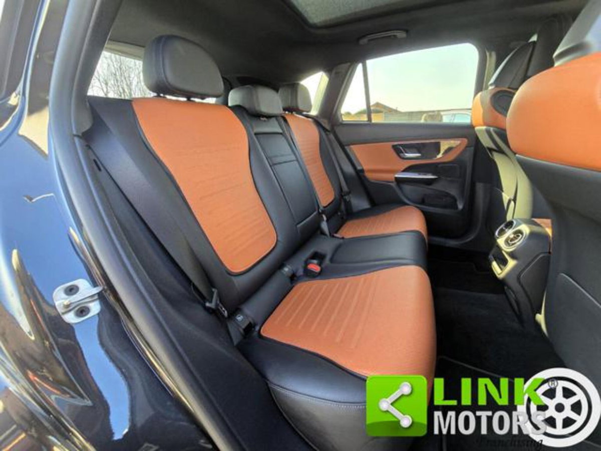 Mercedes-Benz GLC SUV 220 d AMG Line Premium Plus 4matic auto (6)