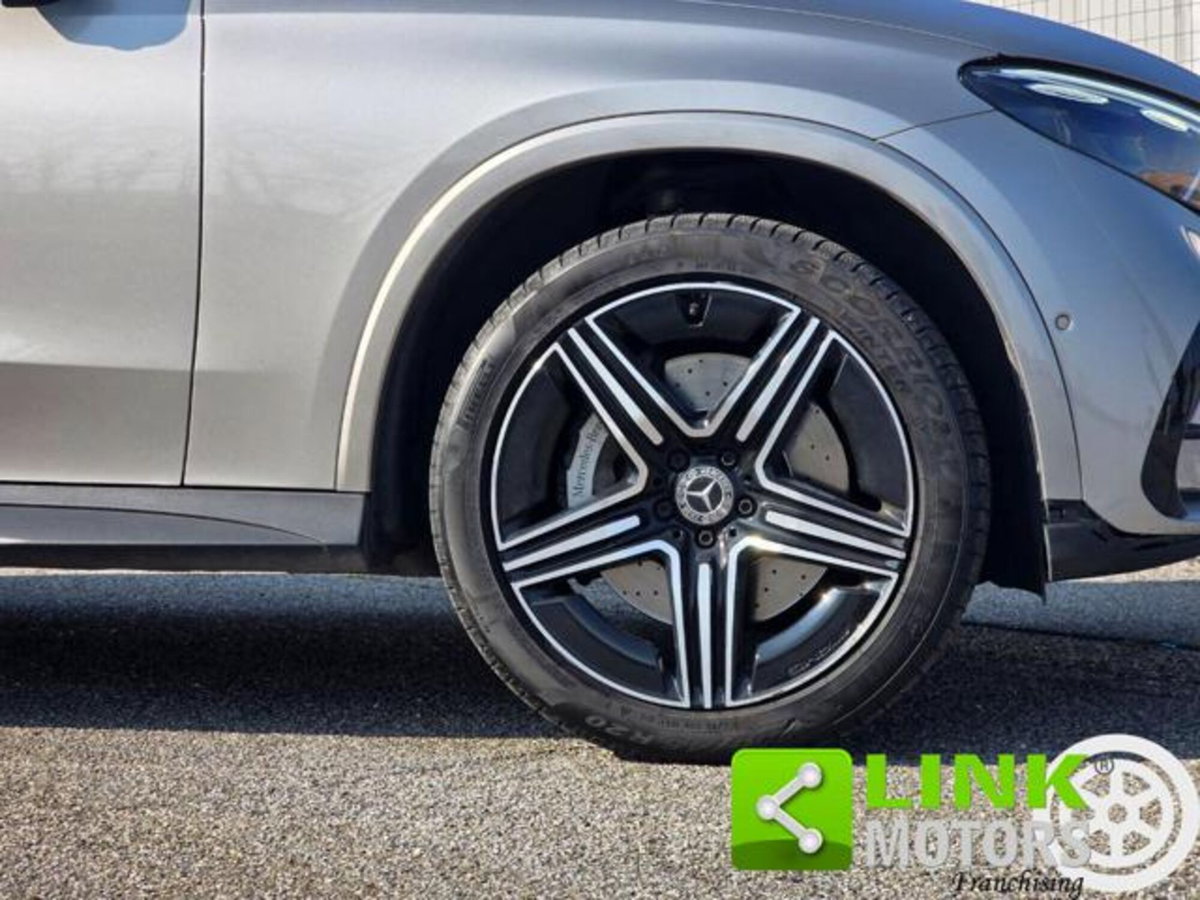 Mercedes-Benz GLC 220 d 4Matic Mild Hybrid AMG Premium Plus (17)