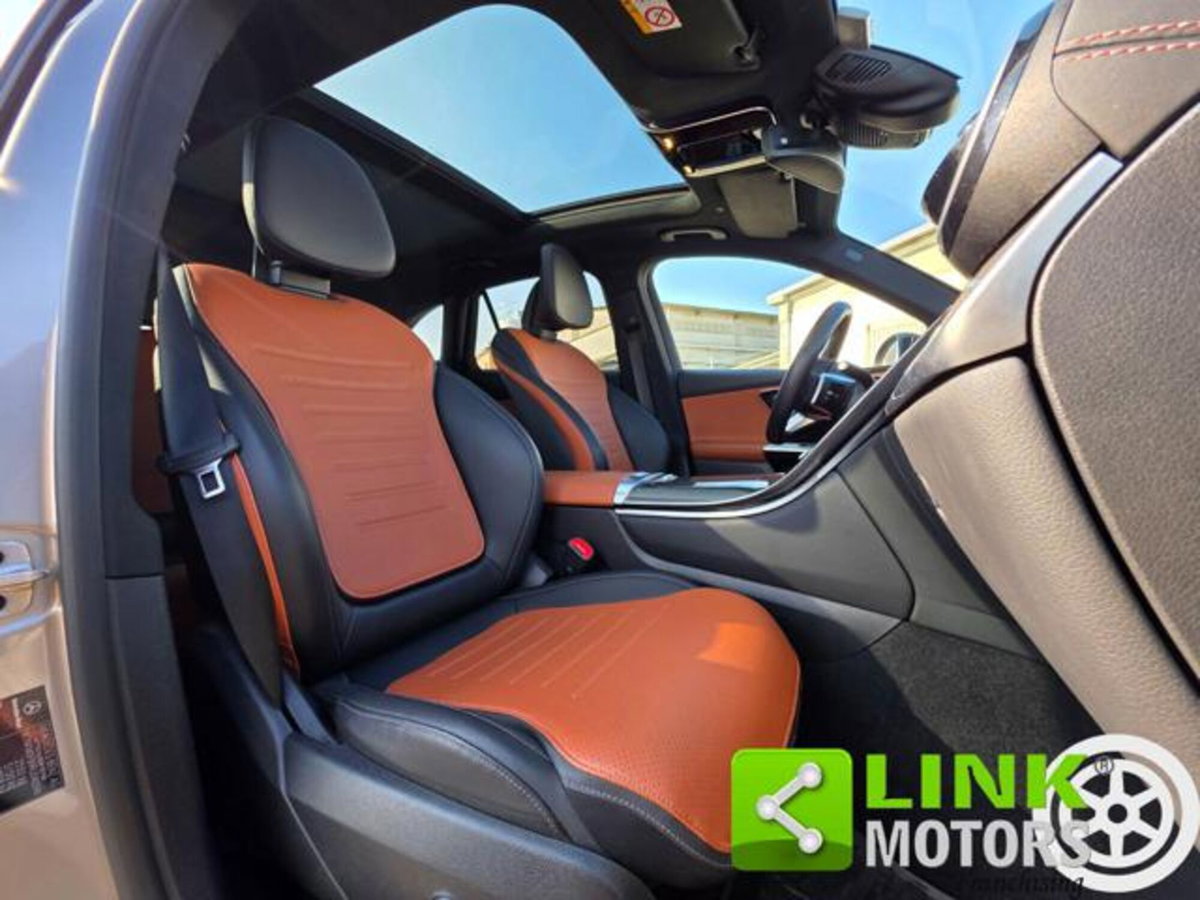 Mercedes-Benz GLC 220 d 4Matic Mild Hybrid AMG Premium Plus (19)