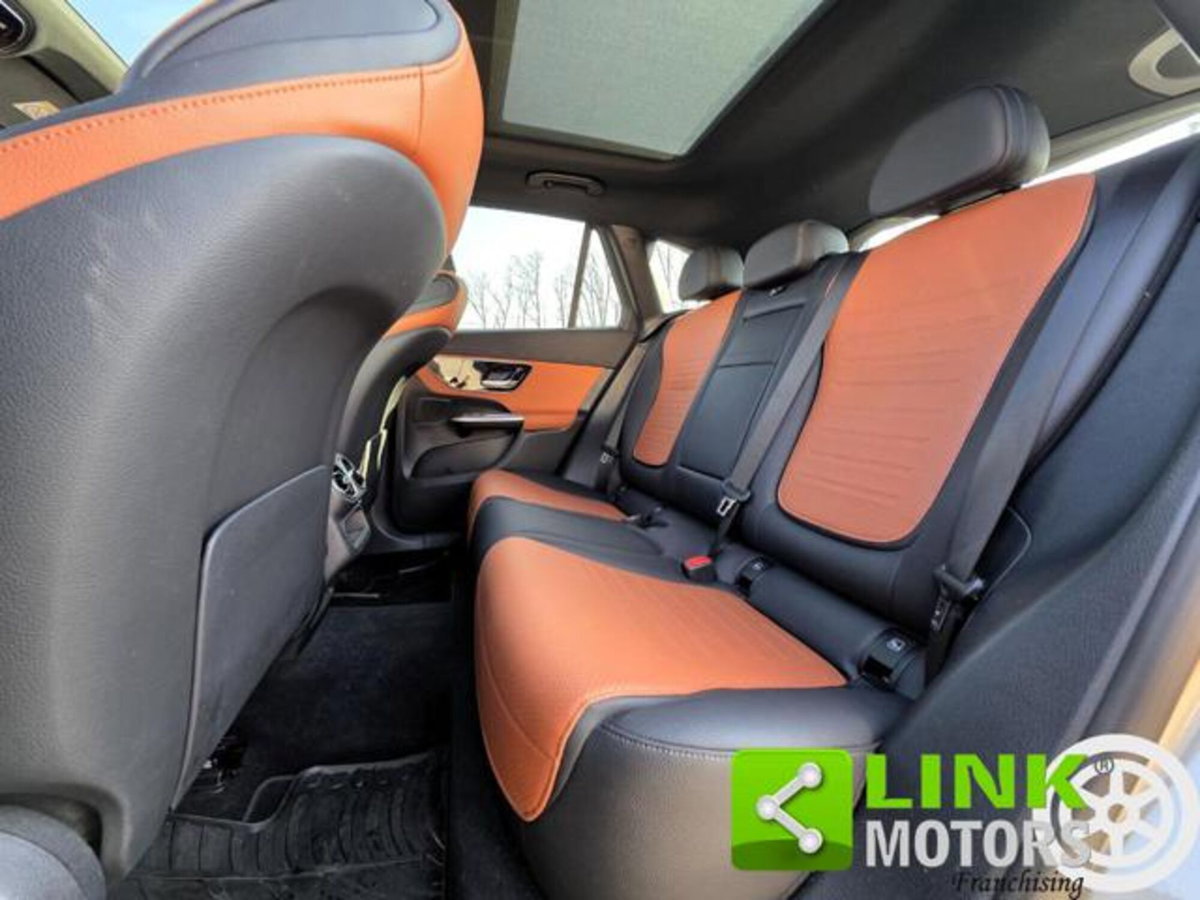 Mercedes-Benz GLC 220 d 4Matic Mild Hybrid AMG Premium Plus (6)
