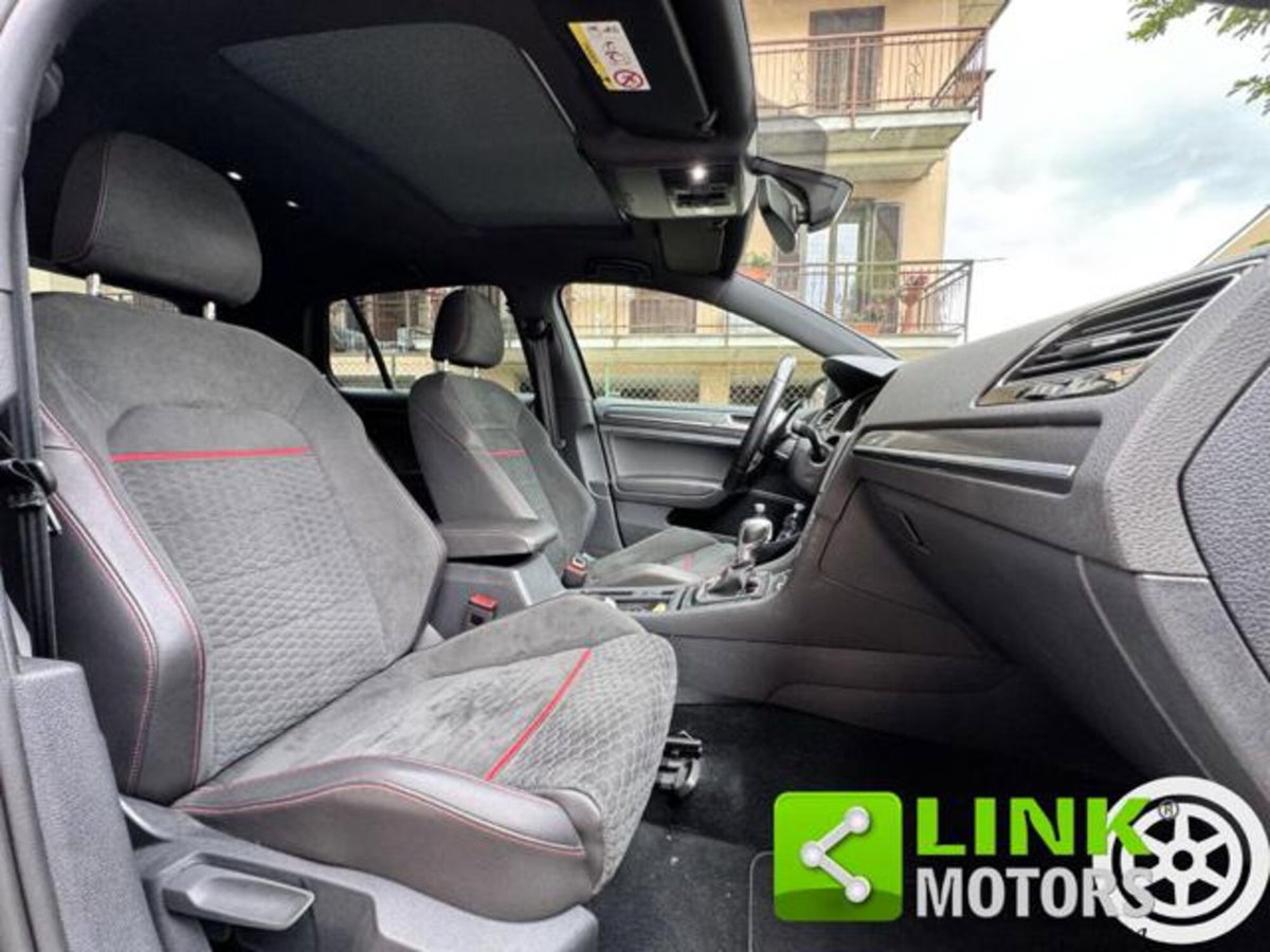 Volkswagen Golf 2.0 tsi GTI MT Ultimate 245cv (19)