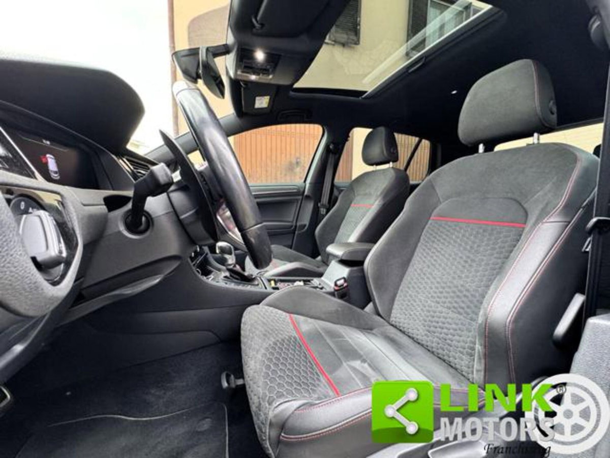 Volkswagen Golf 2.0 tsi GTI MT Ultimate 245cv (4)