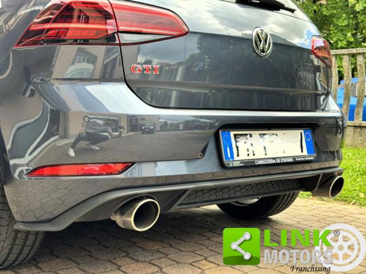 Volkswagen Golf 2.0 tsi GTI MT Ultimate 245cv (9)