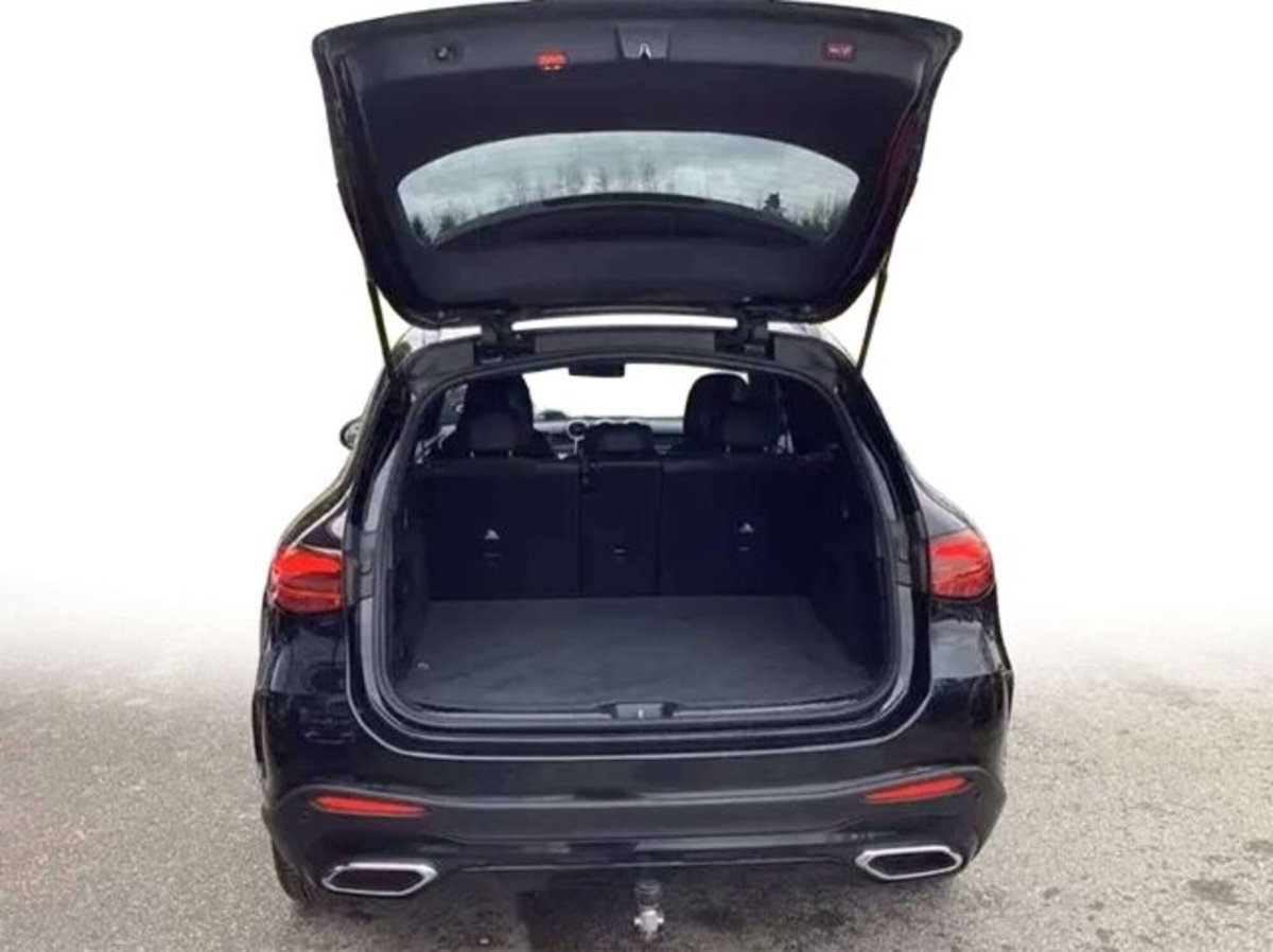 Mercedes-Benz GLC 220 d 4Matic Mild Hybrid AMG Premium Plus (14)
