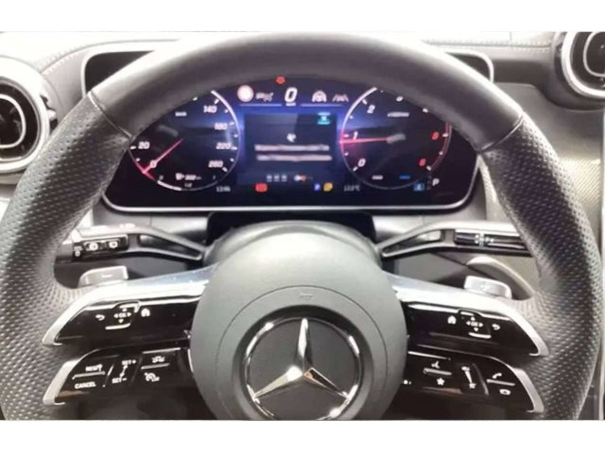 Mercedes-Benz GLC 220 d 4Matic Mild Hybrid AMG Premium Plus (8)