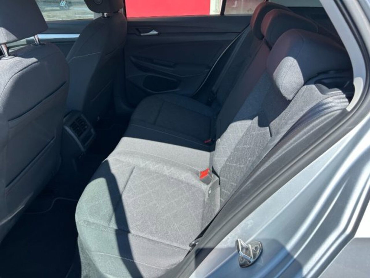 Volkswagen Golf 1.5 TGI DSG Life (6)