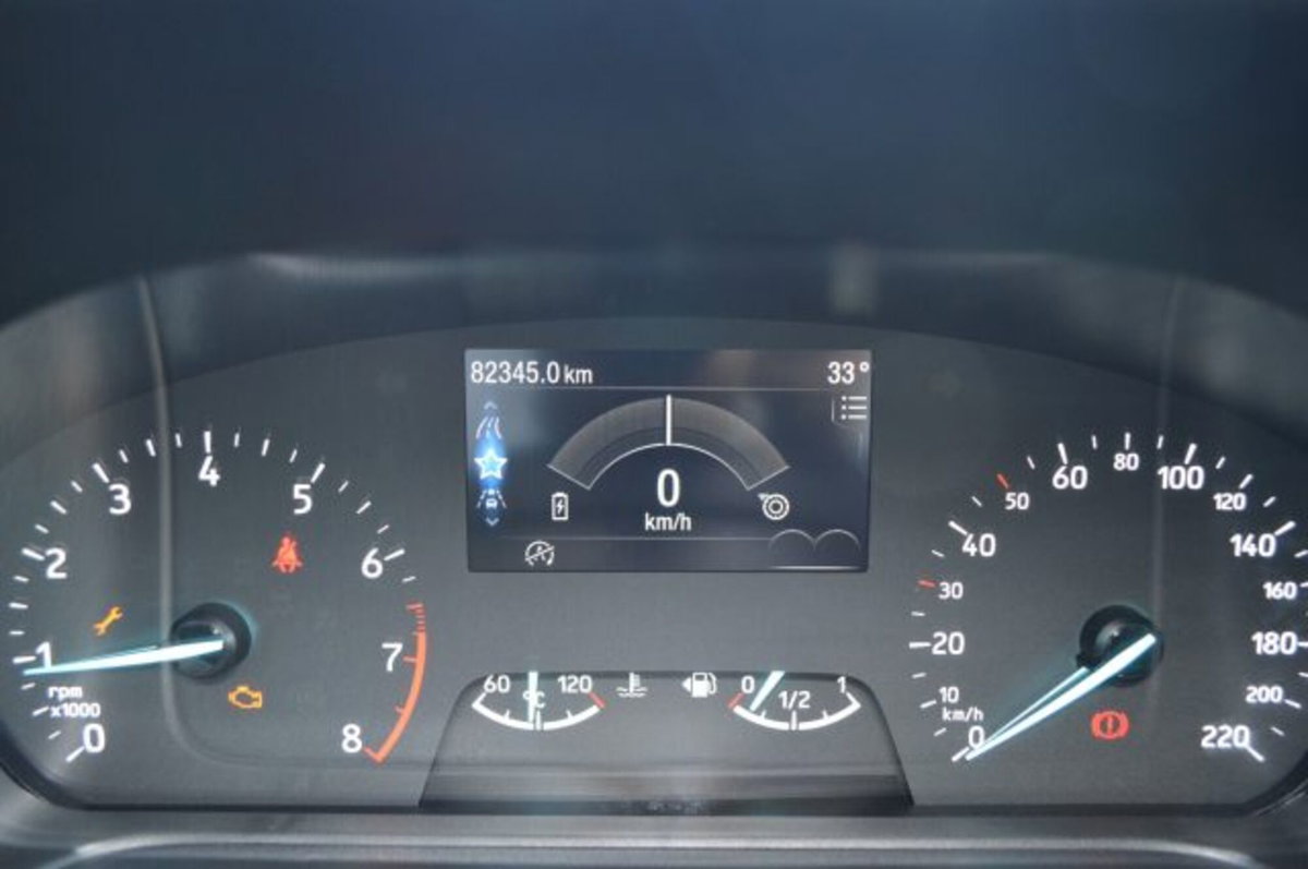 Ford Puma 1.0 EcoBoost Hybrid 125 CV S&S aut. Titanium Design (11)