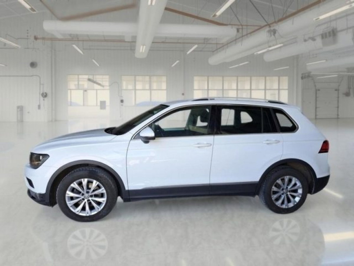 Volkswagen Tiguan 2.0 BiTDI SCR DSG 4MOTION Executive R-Line BMT (4)