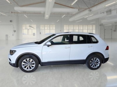 Volkswagen Tiguan 2.0 BiTDI SCR DSG 4MOTION Executive R-Line BMT (4)