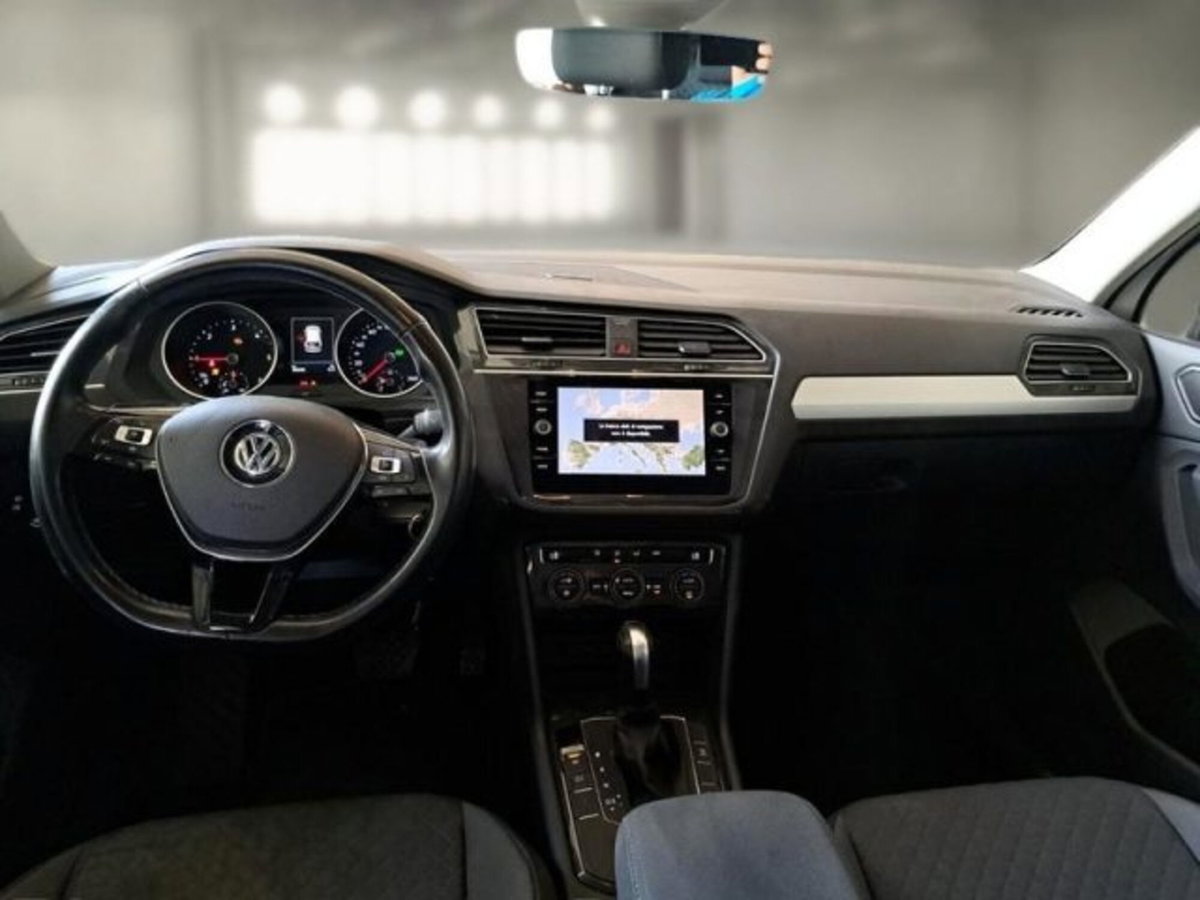 Volkswagen Tiguan 2.0 BiTDI SCR DSG 4MOTION Executive R-Line BMT (6)