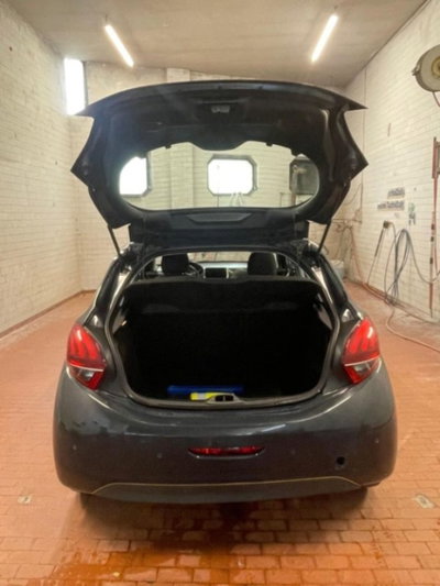 Peugeot 208 82 5 porte Active (11)