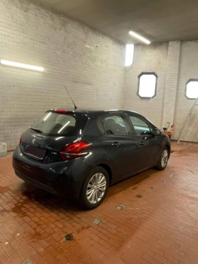 Peugeot 208 82 5 porte Active (12)