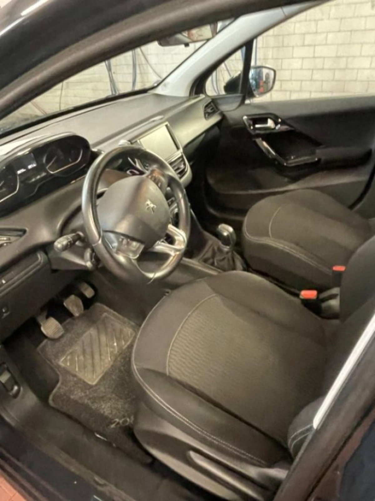 Peugeot 208 82 5 porte Active (13)