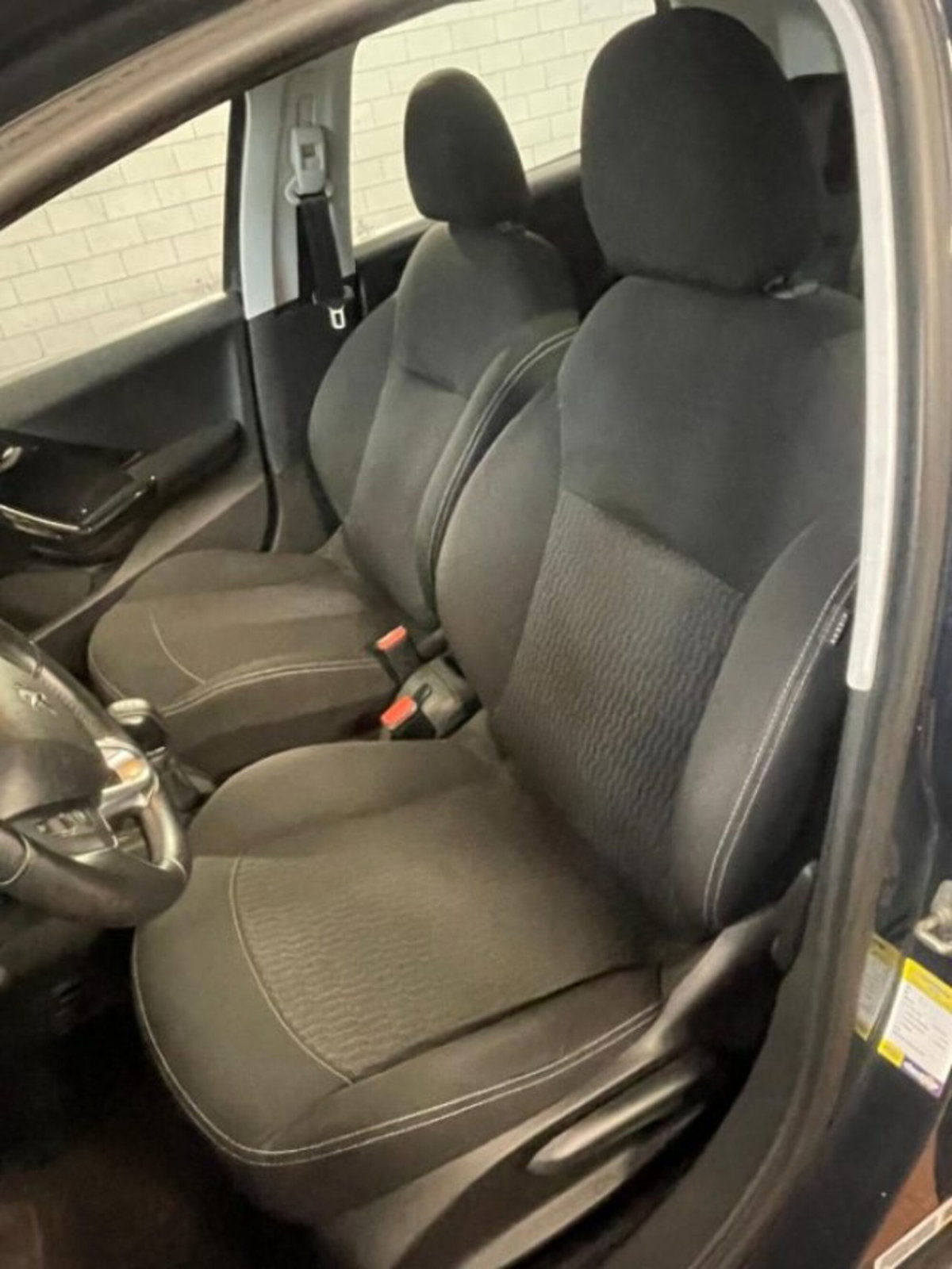 Peugeot 208 82 5 porte Active (8)
