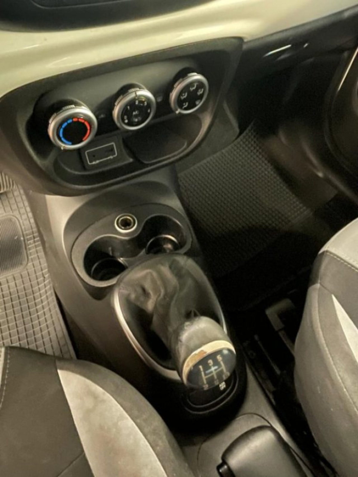 Fiat 500L 1.3 Multijet 85 CV Pop Star (4)