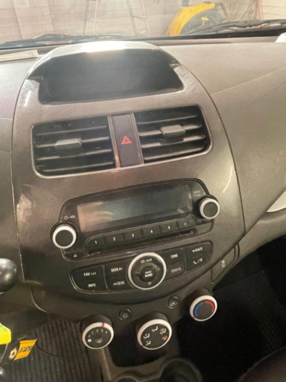 Chevrolet Spark 1.0 LS (7)