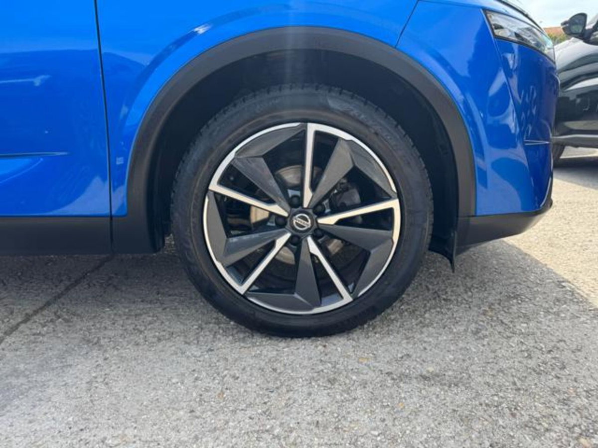 Nissan Qashqai 1.3 mhev Tekna+ 4wd 158cv xtronic (20)
