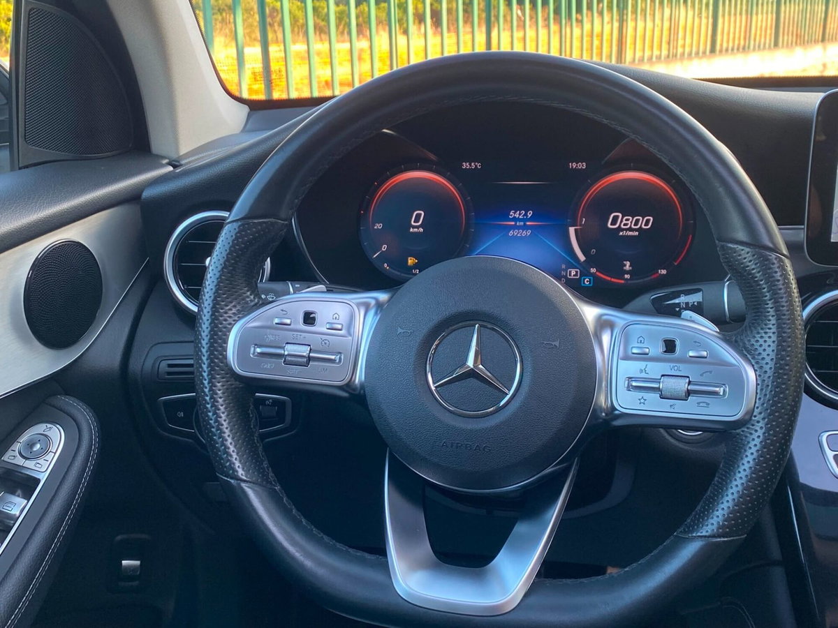 Mercedes-Benz GLC SUV 300 d 4Matic Premium (20)