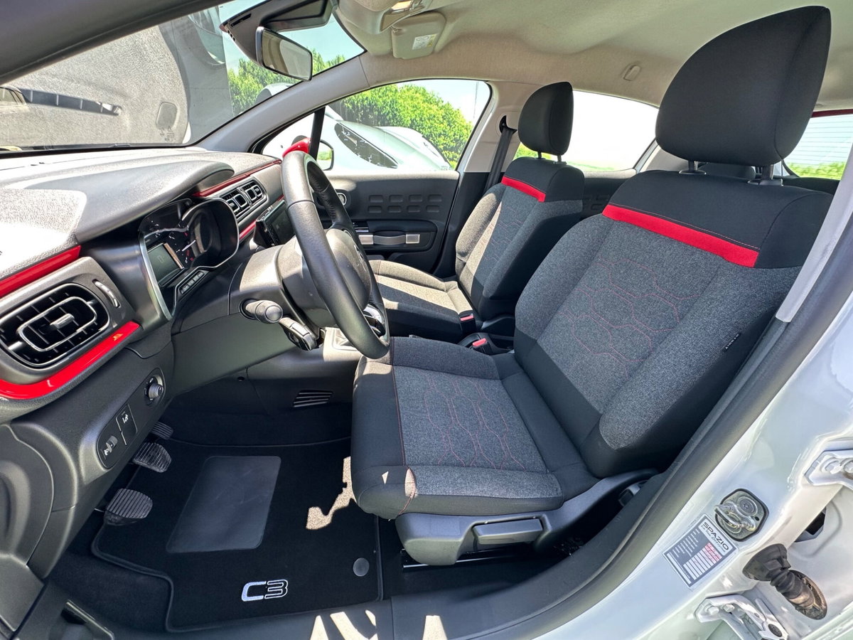 Citroen C3 PureTech 110 S&S Shine (7)