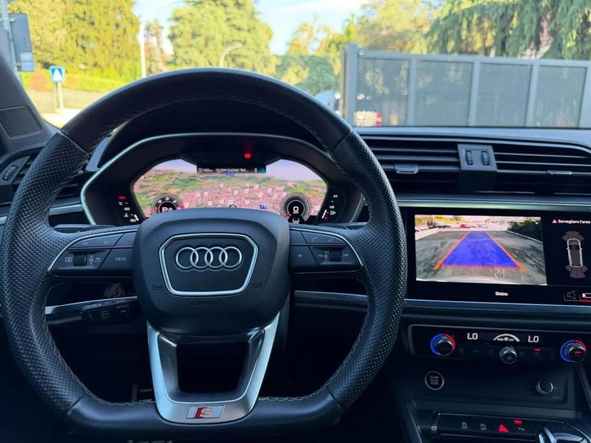 Audi Q3 Sportback 35 TDI quattro S tronic S line edition (16)