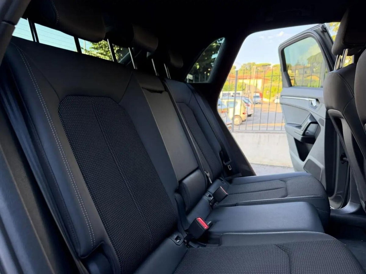 Audi Q3 Sportback 35 TDI quattro S tronic S line edition (19)