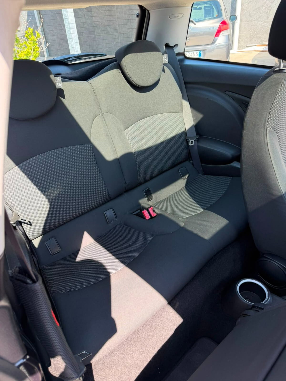 MINI Mini 1.6 16V Cooper D (12)