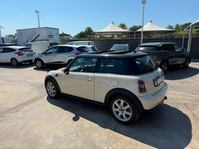 MINI Mini 1.6 16V Cooper D (6)