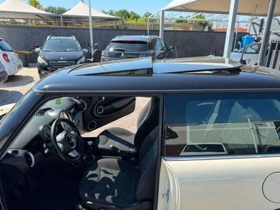 MINI Mini 1.6 16V Cooper D (8)