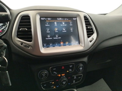 Jeep Compass 1.6 Multijet II 2WD Longitude (16)