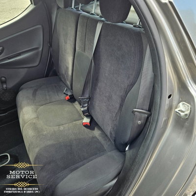 Lancia Ypsilon 1.2 69 CV 5 porte Gold (7)