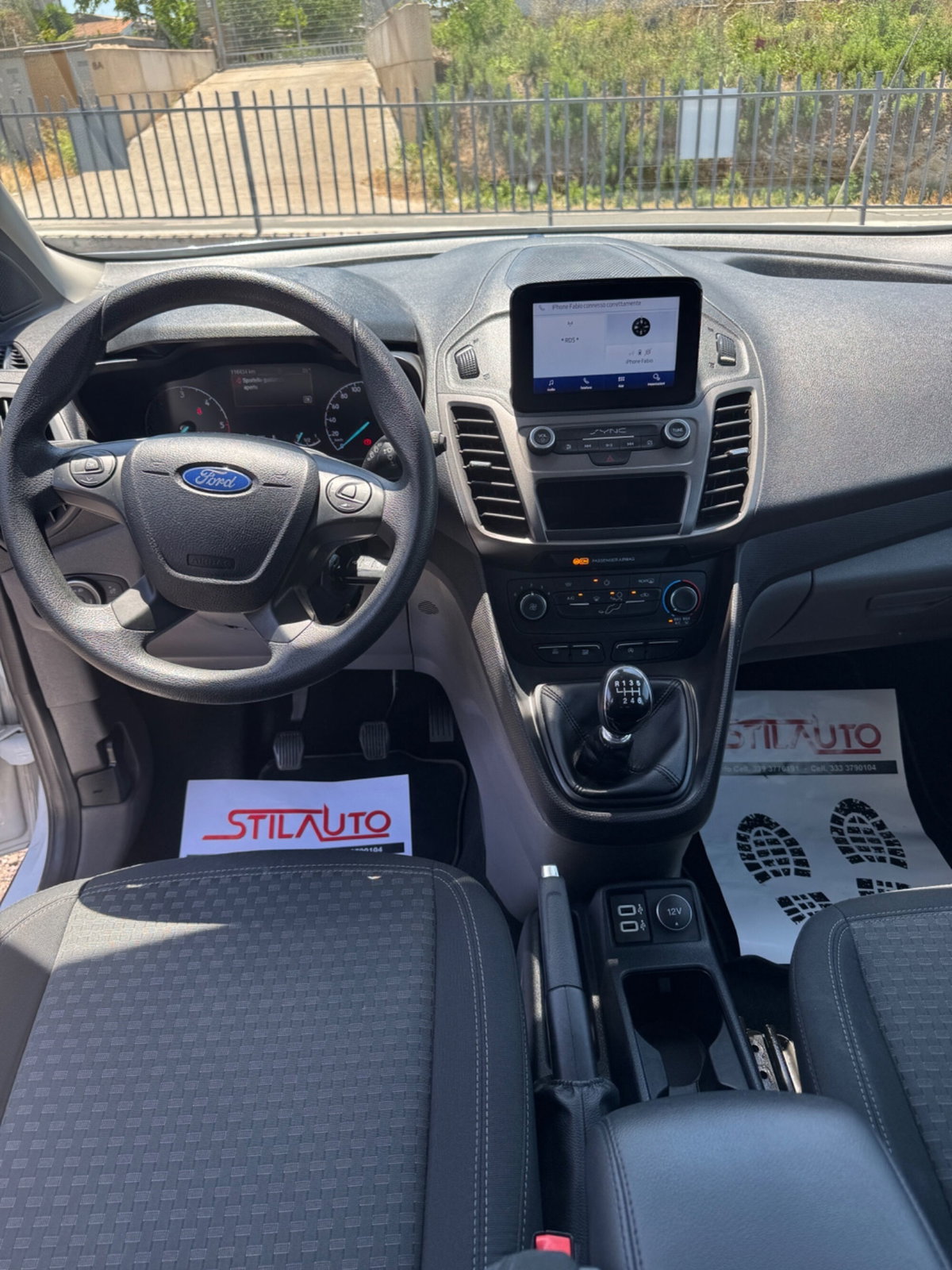 Ford Tourneo Connect 1.5 TDCi 120 CV Plus (10)