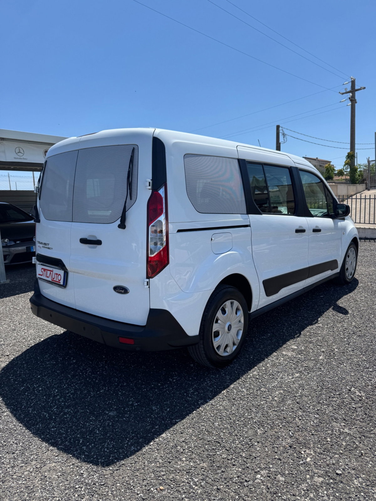Ford Tourneo Connect 1.5 TDCi 120 CV Plus (2)