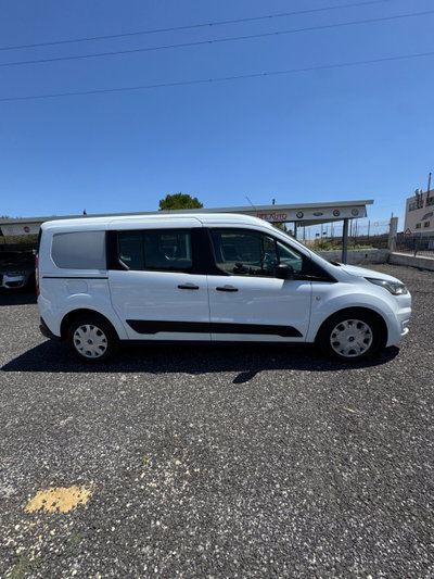 Ford Tourneo Connect 1.5 TDCi 120 CV Plus (7)