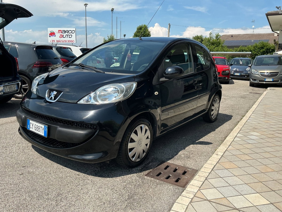 Peugeot 107 68CV 5p. Plaisir