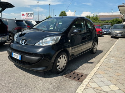 Peugeot 107 68CV 5p. Plaisir usata