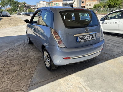Lancia Ypsilon 1.2 Modamilano (5)