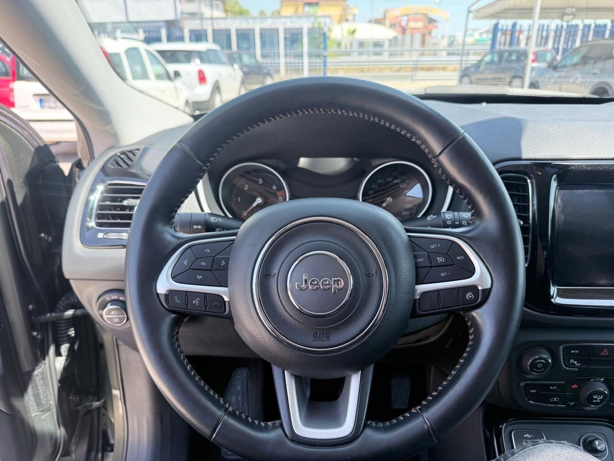 Jeep Compass 1.6 Multijet II 2WD Limited (13)