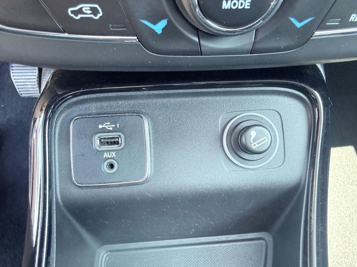 Jeep Compass 1.6 Multijet II 2WD Limited (17)