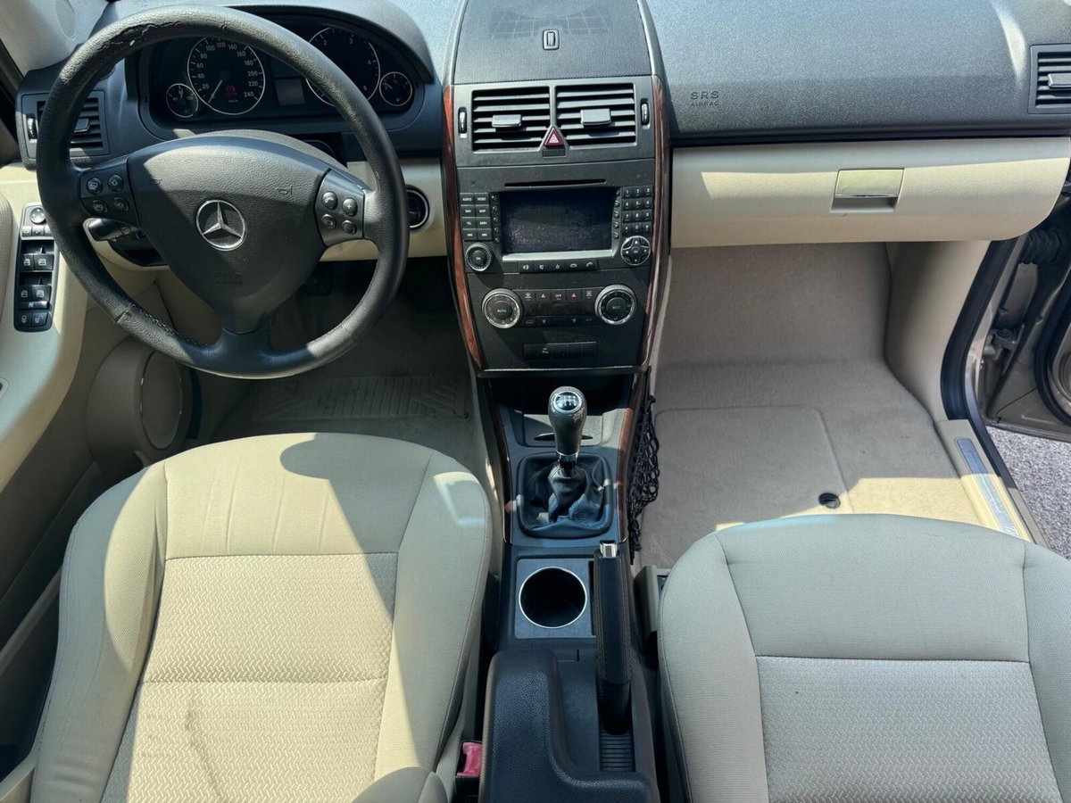 Mercedes-Benz Classe A 180 CDI Elegance (12)