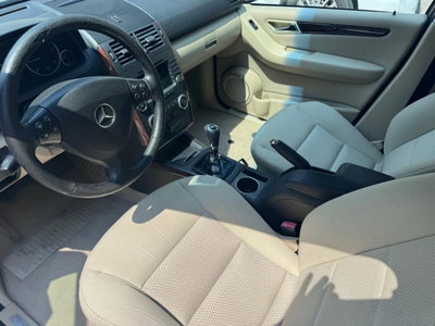 Mercedes-Benz Classe A 180 CDI Elegance (14)