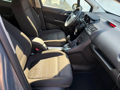Opel Meriva 1.4 100CV Cosmo (10)