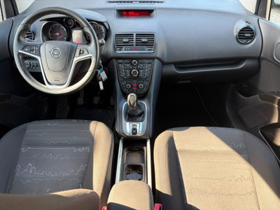 Opel Meriva 1.4 100CV Cosmo (13)