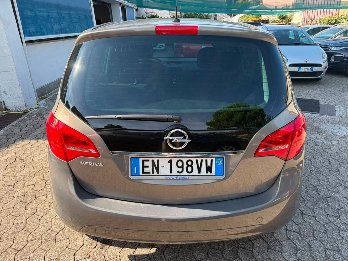 Opel Meriva 1.4 100CV Cosmo (5)