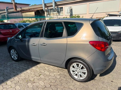 Opel Meriva 1.4 100CV Cosmo (6)
