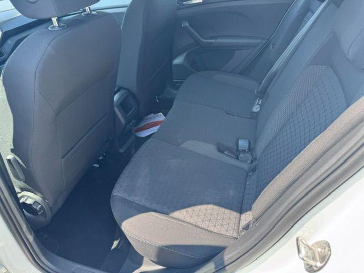 Volkswagen T-Cross 1.0 TSI Style BMT (19)