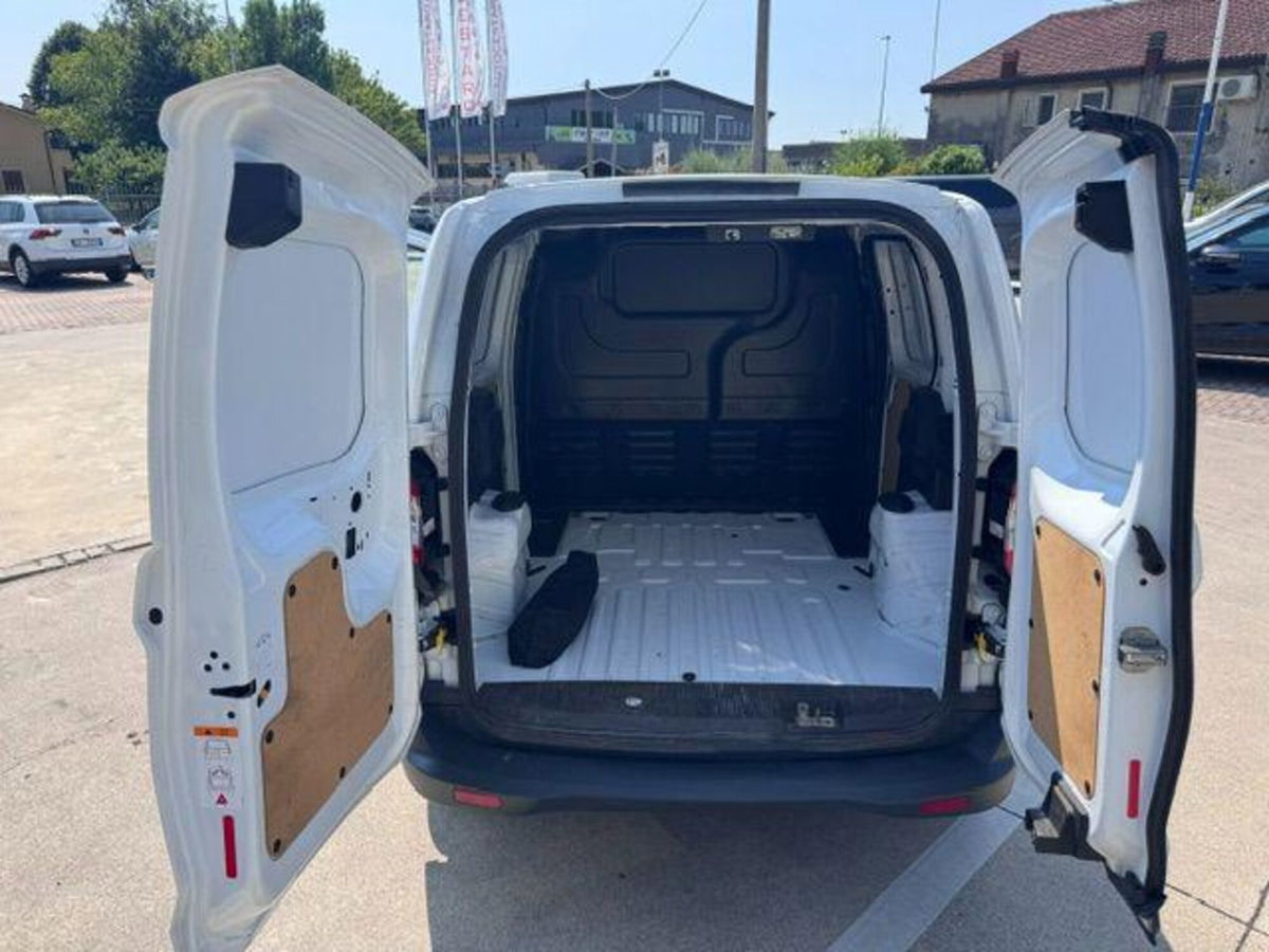 Ford Transit Courier 1.5 TDCi 75CV  Trend (14)
